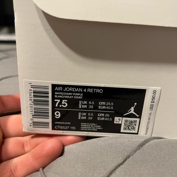 Size 7.5 - Jordan 4 Retro Metallic Pack - Court Purple 2020 - Picture 5 of 7